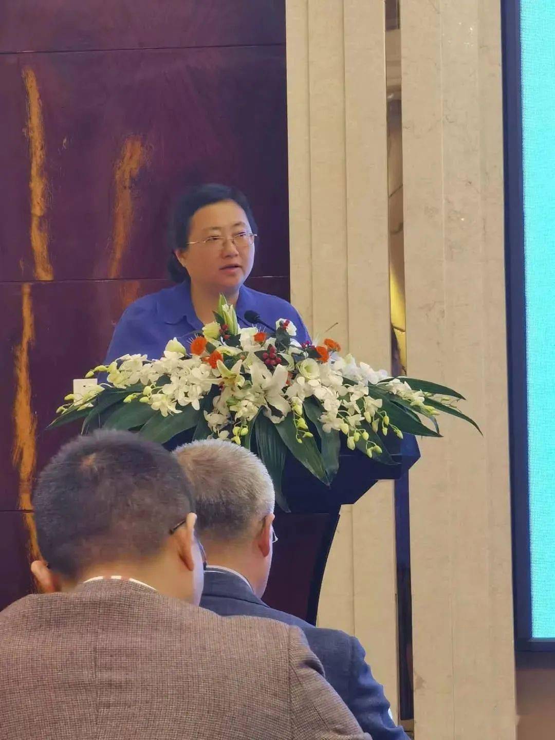 对接会上,云南省商务厅徐海清二级巡视员代表云南作了"滇浙合作·共享