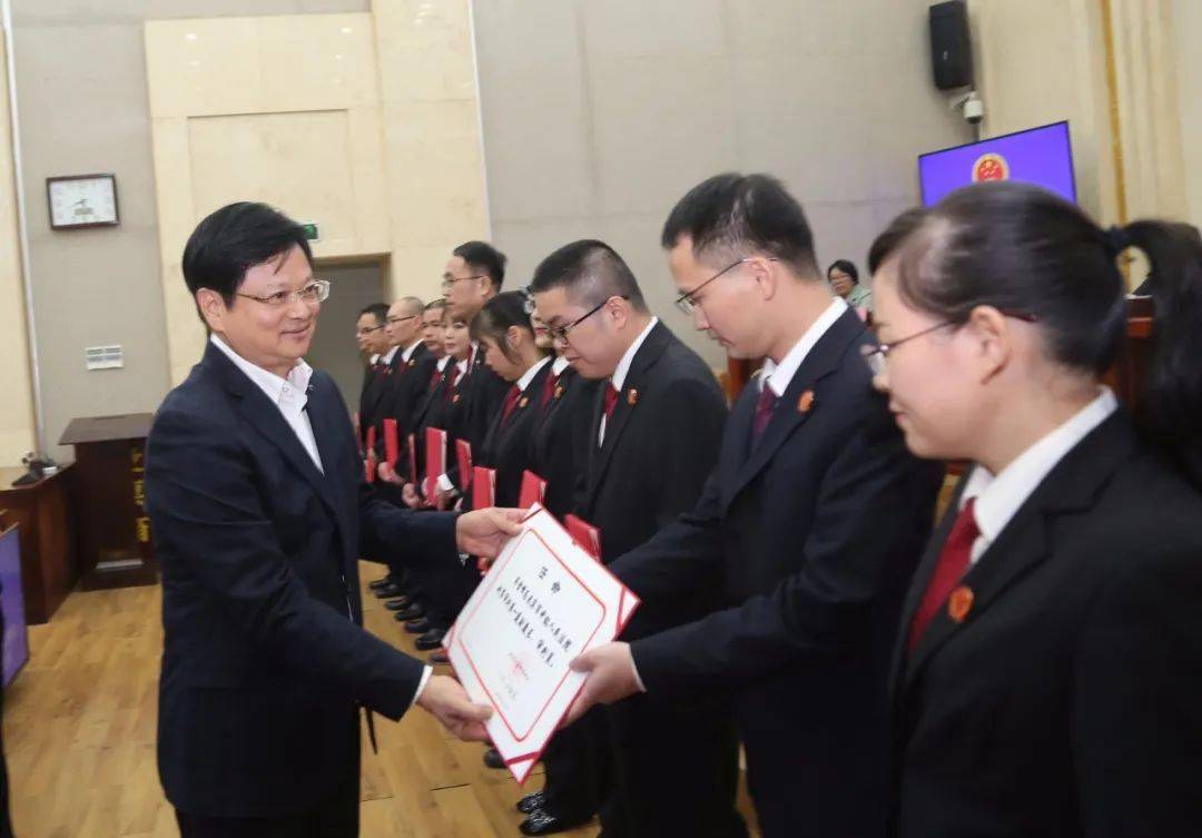 注意来宾市人大常委会审议并通过这些重要事项