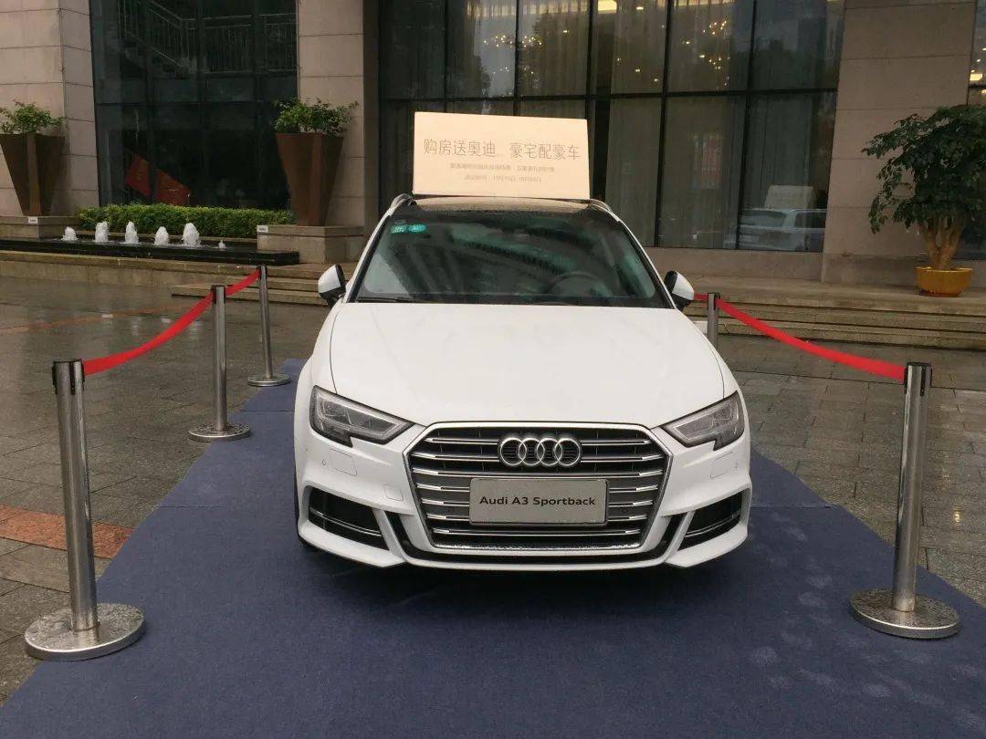 你还在犹豫什么?天降钜惠,即将席卷全郴州!轻松步入房车生活!