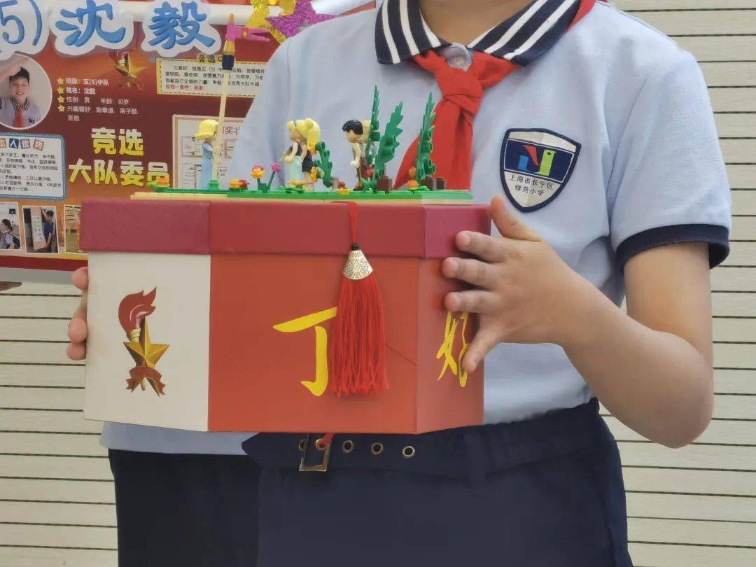 这所小学的选举与众不同创意十足的投票箱你见过吗