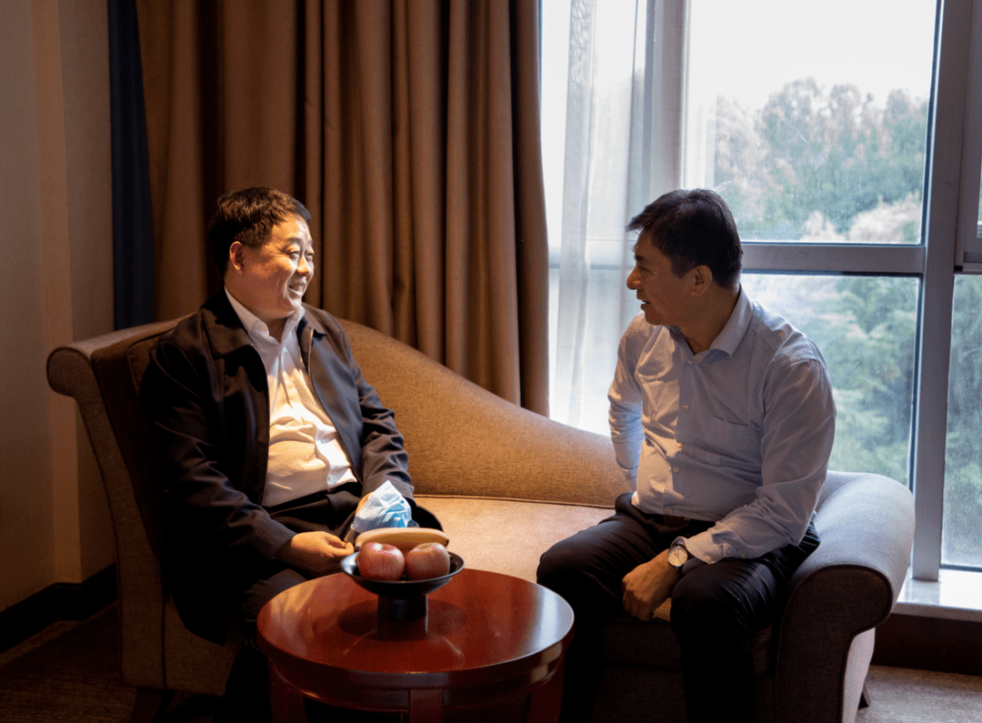 刘昌明,中国工程院院士,中船集团第七o三研究所原党委书记,所长闻雪友