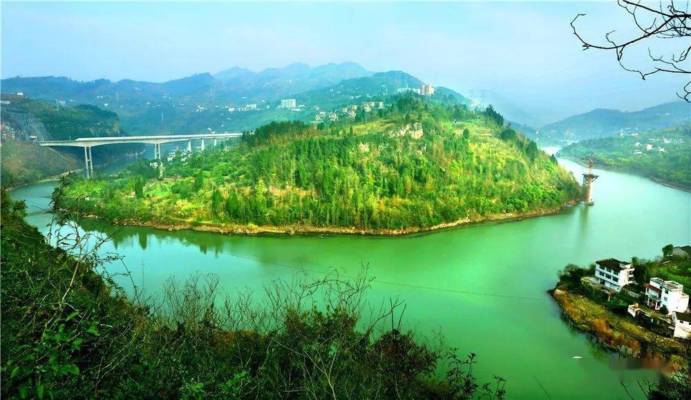 丰都龙河八景龙河镇参选景点关口古迹群金子洞瀑布