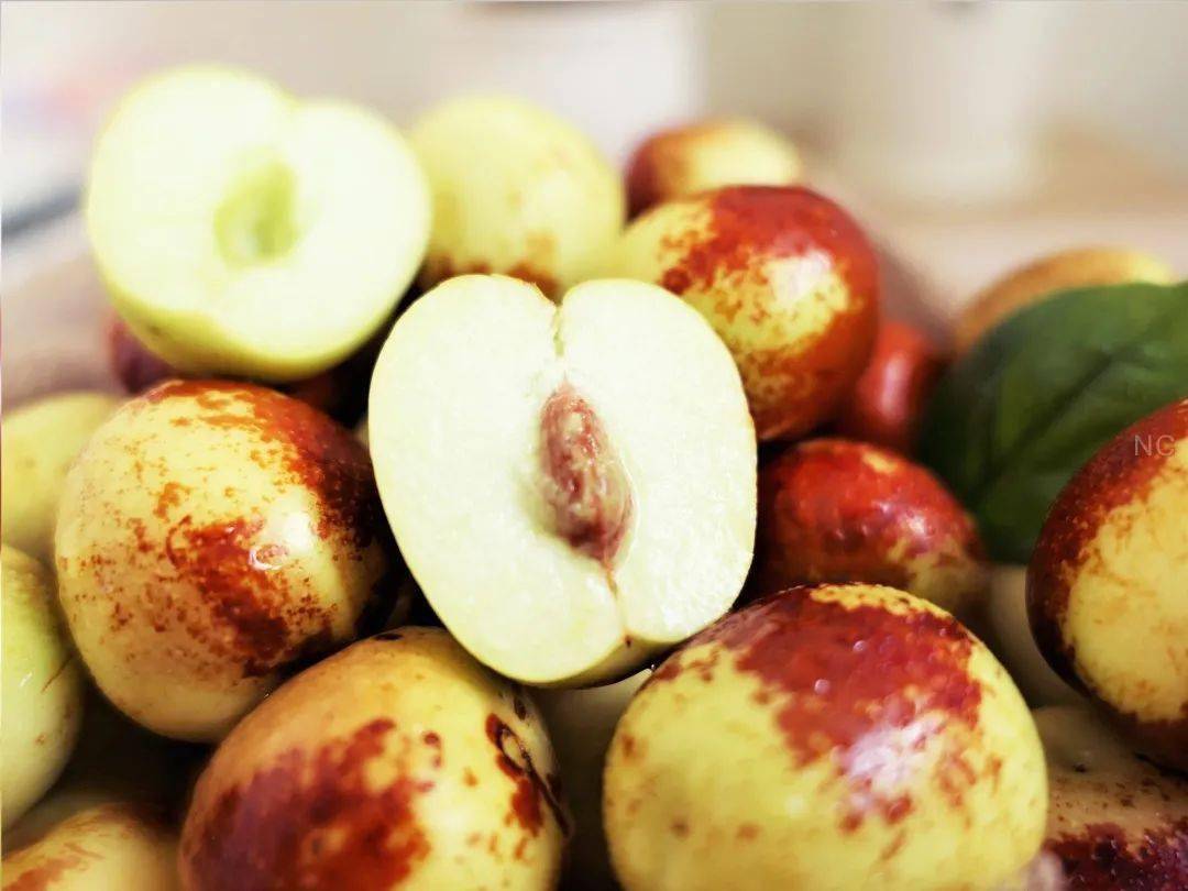 30爆甜一口一个嘎嘣脆喝牛奶长大的冬枣vc王吃一口甜一个秋冬