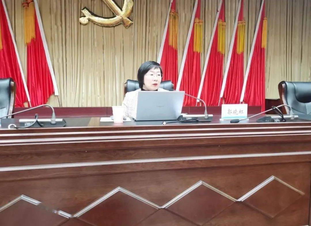 提高就业能力 强化就业精神——华腾公司副总经理郭晓虹谈"面试中的