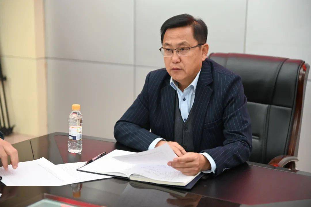 会上,农机科科长李智国对秋整地,农机具停放,购置农机具补贴政策,农机