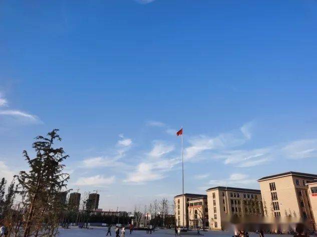 蒙城县职业教育中心云朵是天空的翅膀