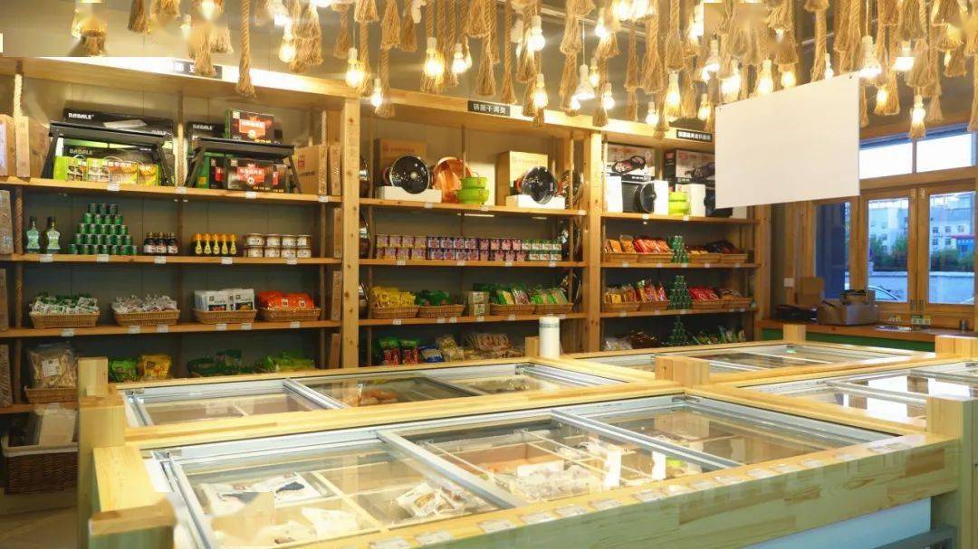 酸梅汤,梅甘娜菠萝饮料3选1将此链接甩到好友圈集18个赞活动期间免费