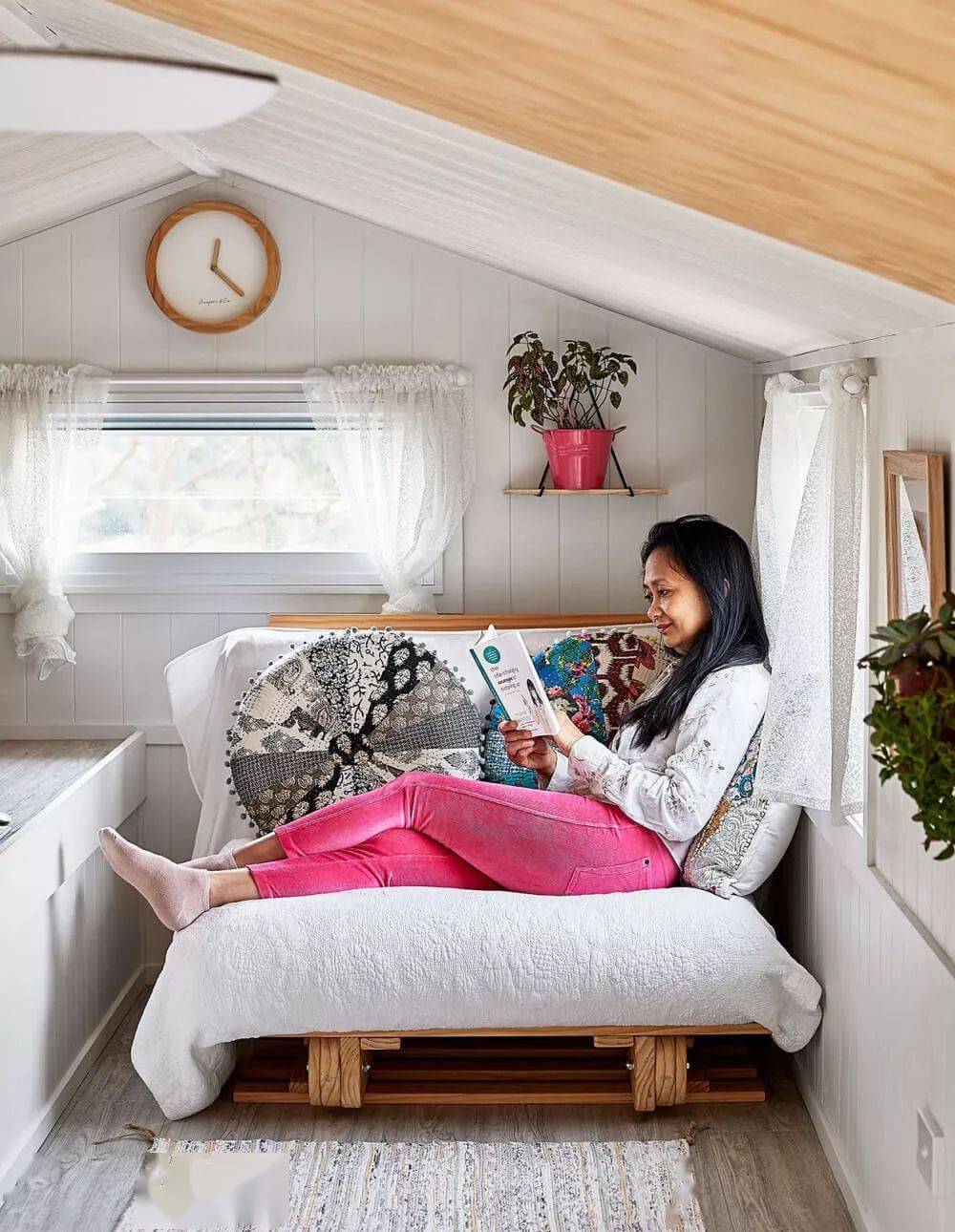 53岁不结婚,把18㎡爆改成4室2厅,这样的单身生活,慕了!_dolly