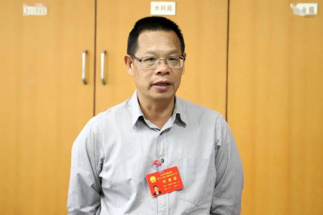 人大谢岗镇农林水城管接受人大评议人大代表提出这样的意见建议