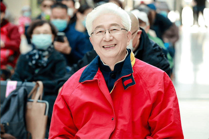 陈铎黄薇王钢邀你一起干了这杯菊花酒