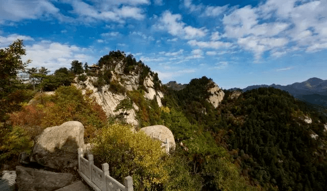 北武當山2龐泉溝是國家級自然保護區,位於交城縣與方山縣交界處的關帝