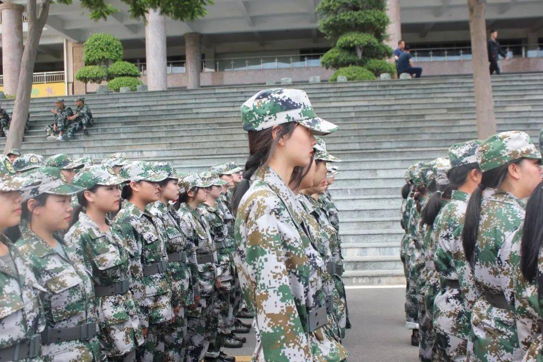 军训那些事儿④完结篇||稍息、立正、敬礼!-搜狐大视野-搜狐新闻