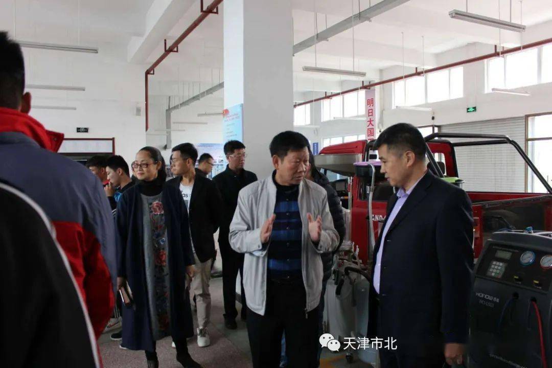 我校领导班子访问兴隆职教中心