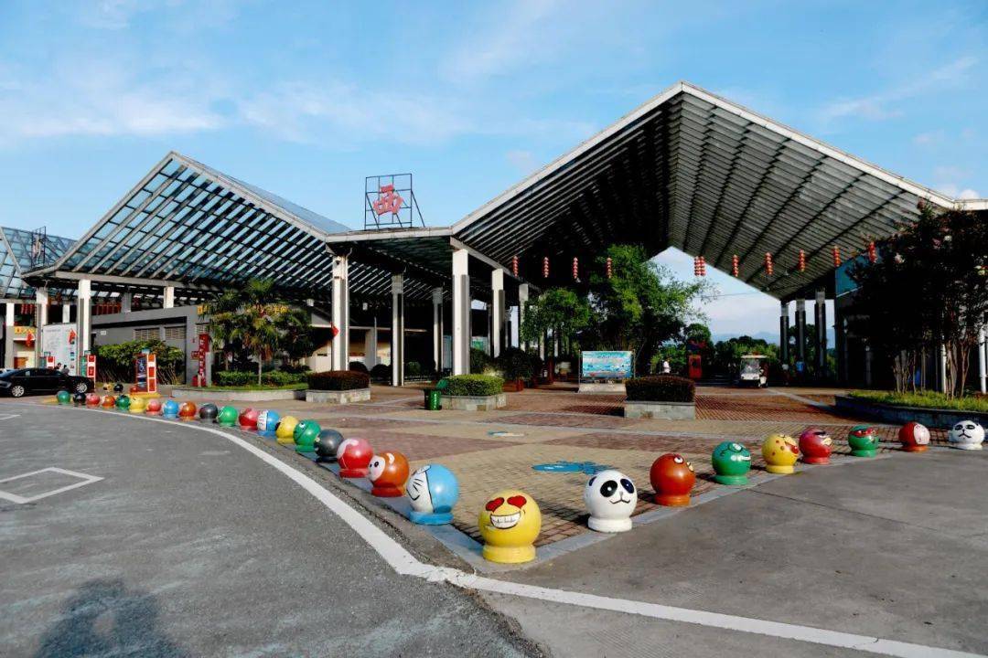 公路养护管理庐山西海服务区做出新业态服务区变旅游区