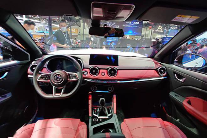 代步通勤新选择 东风风光500将于10月29日上市