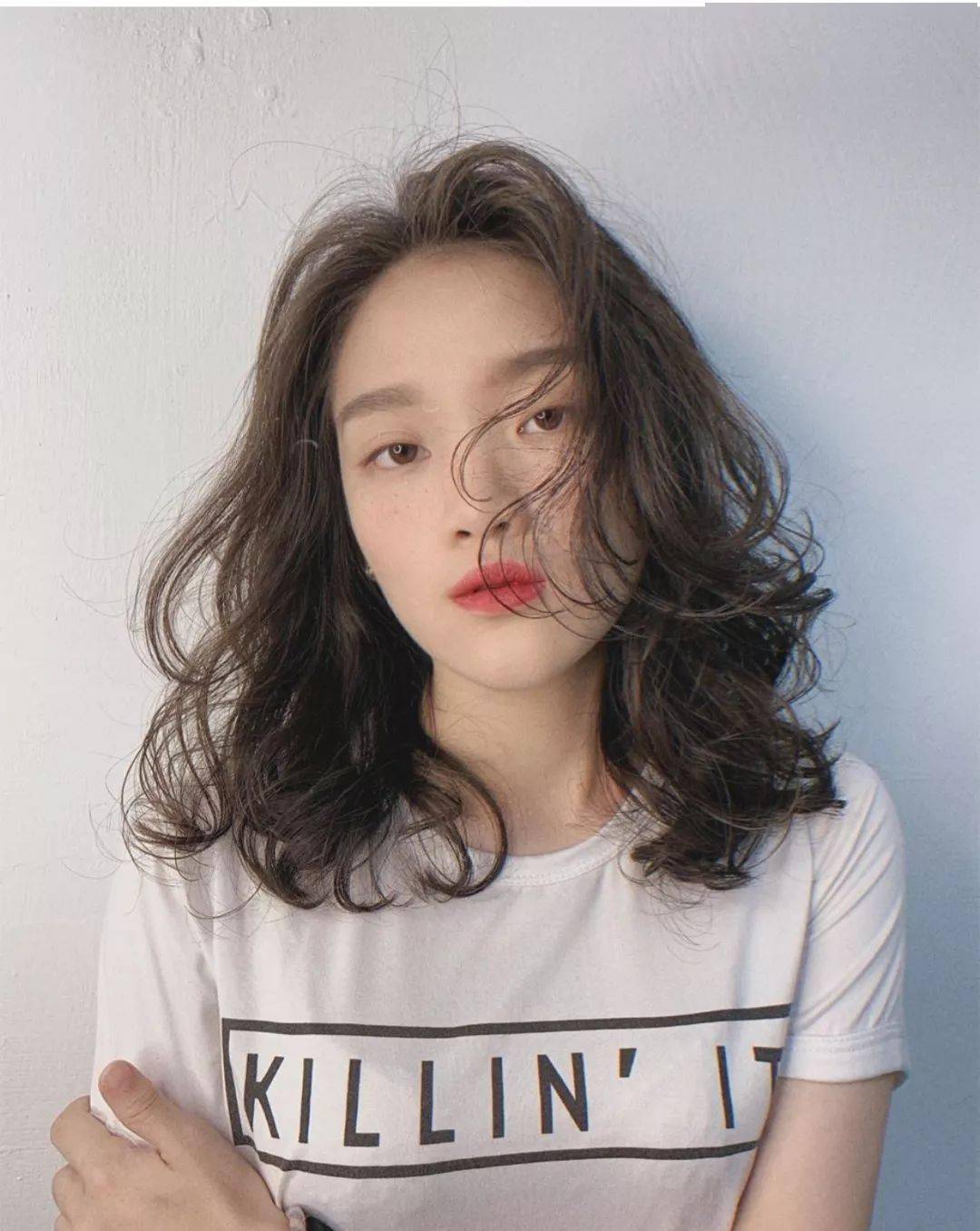 ♡♡♡♡对于脸大的女生来说选发型还是要比较慎重的毕竟一