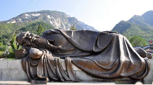 五代时期的一位奇人,一觉能睡上三个月,曾从皇帝手上赢走华山_陈抟