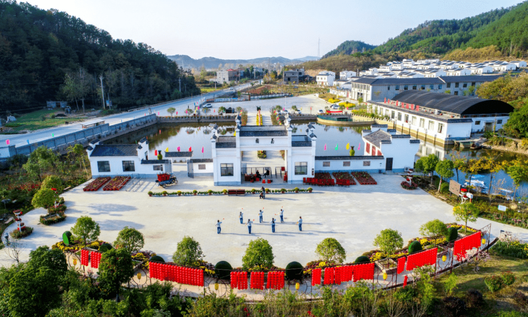 黄冈市让美丽在乡村绽放