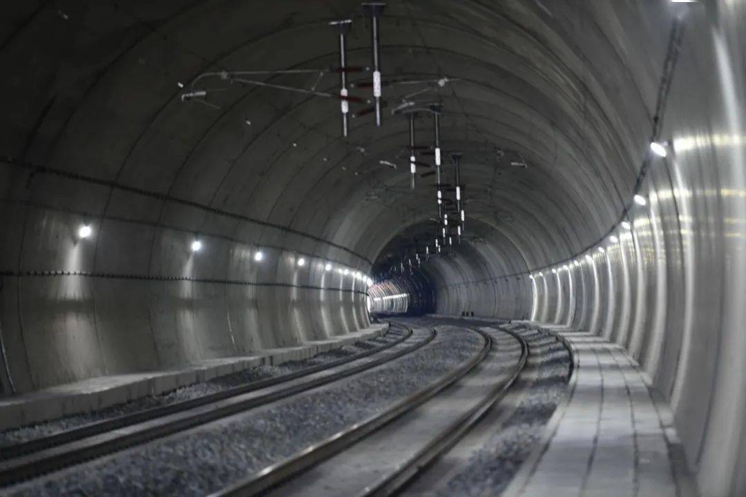 隧道苏 澳 隧 道成为体现"中国智造"的世界级桥梁平潭海峡公铁两用