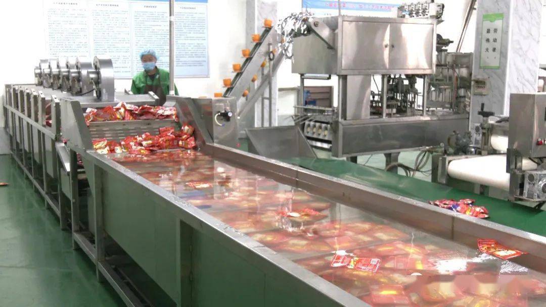 看看咱根河特色的不留克小咸菜的生产过程