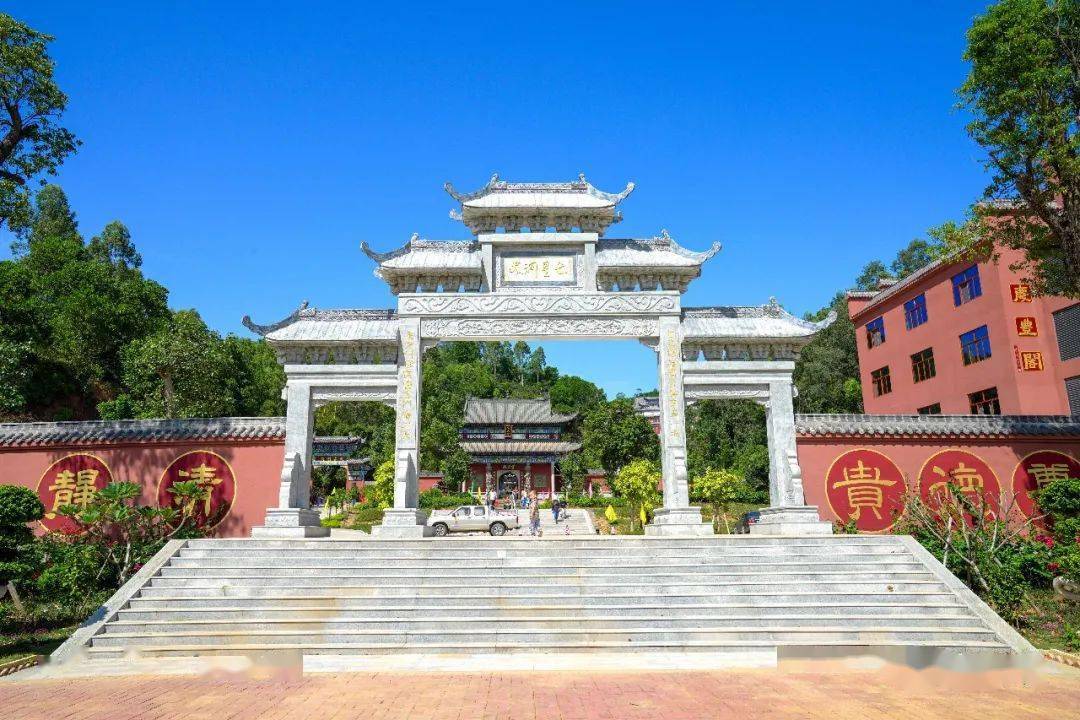 【惊爆】葵潭附近这个网红景点,航拍下竟是这样.