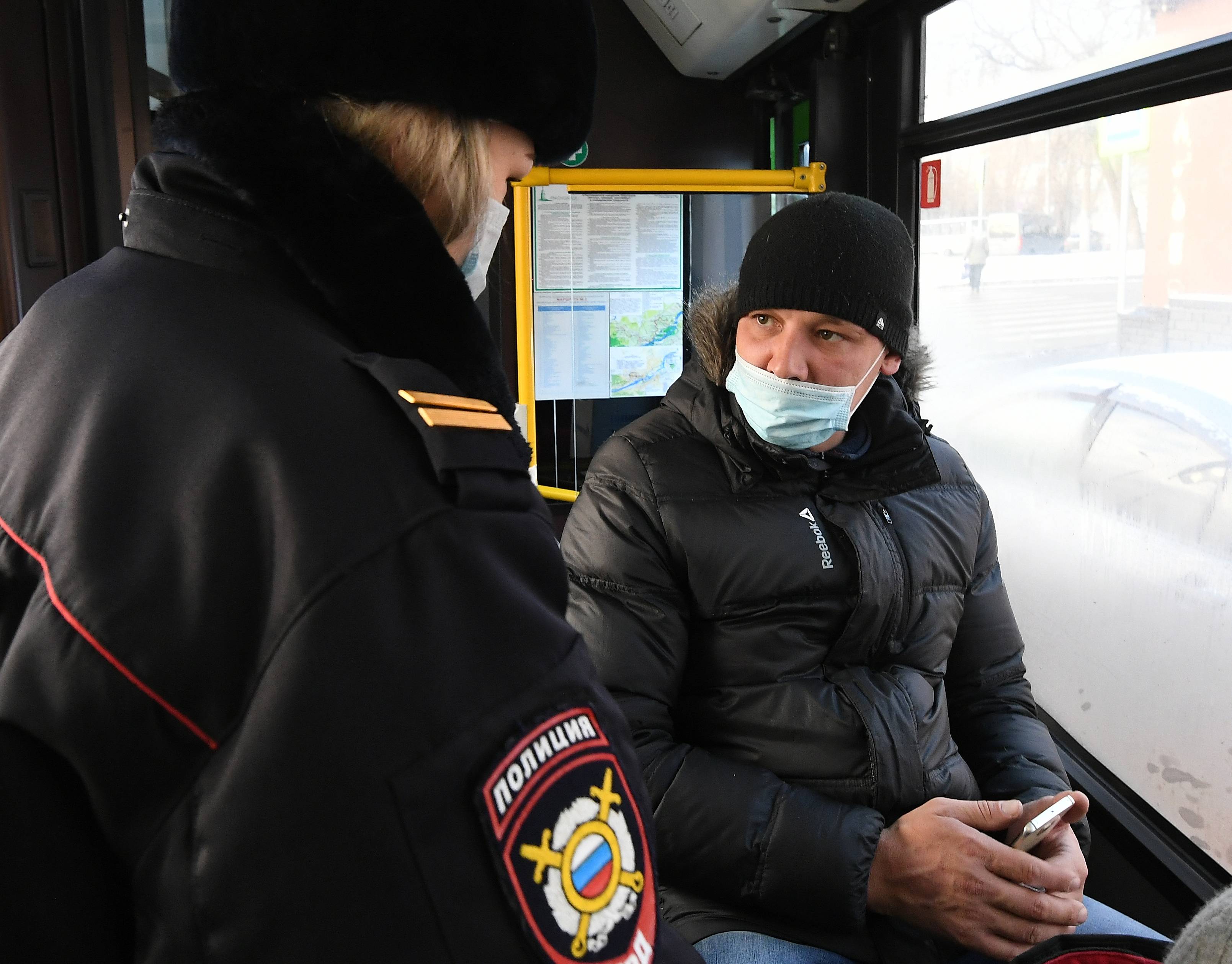 俄罗斯:民众在公共场所和人群密集地点必须戴口罩