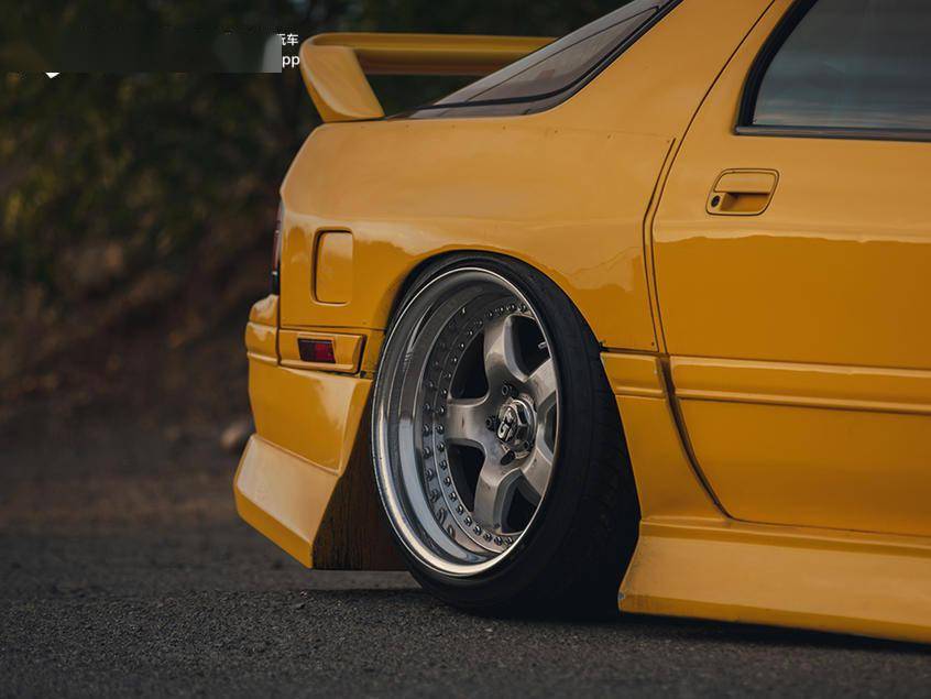 白烟中的jdm文化 马自达rx-7漂移改装案例赏析