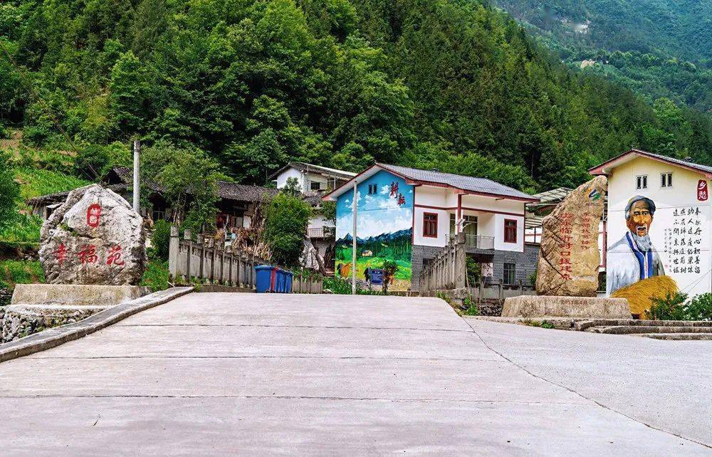 (组照)巴南丰盛古镇 周鼐/摄《樱桃红了》(组照)铜梁区双山镇建新村