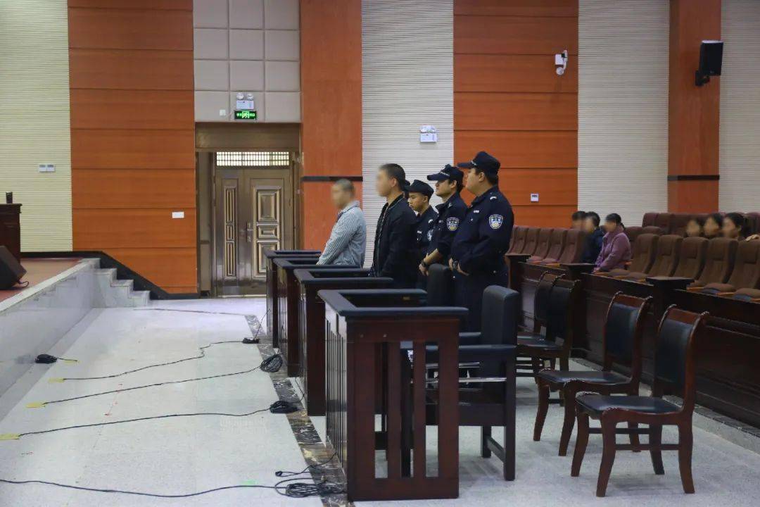 祁阳法院公开开庭审理一起贩卖毒品案件