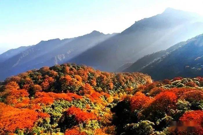梵净山最佳旅游季节图片