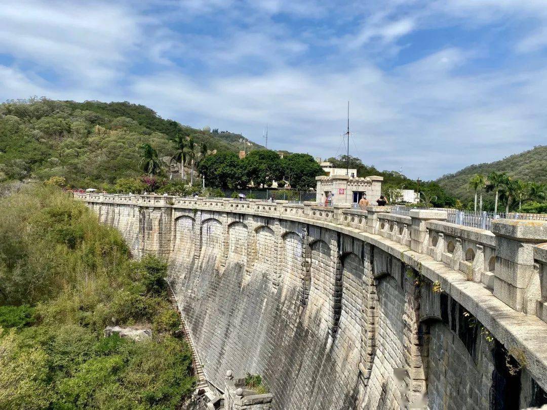 九龙塘食府(铁疗店)598~1588元套餐/100元代金券,坐拥环山萃绿,品地道
