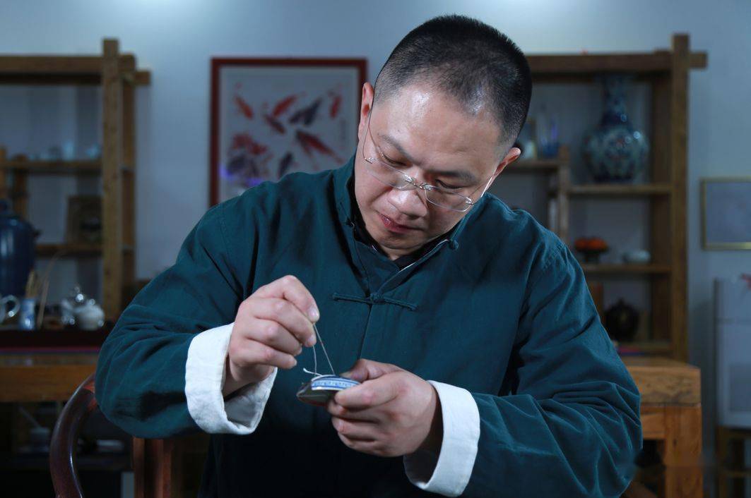 非遗传承人苏云山和他的苏氏锔瓷技艺