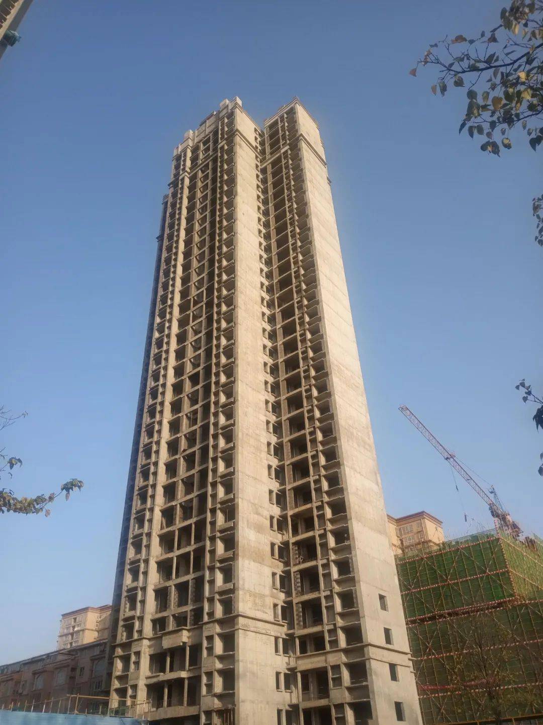 三迪地产金秋诗意浓美好渐入家境