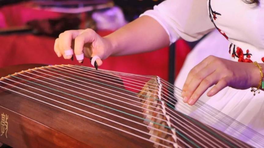 广州增城广东汉乐团在荔乡奏千年古乐