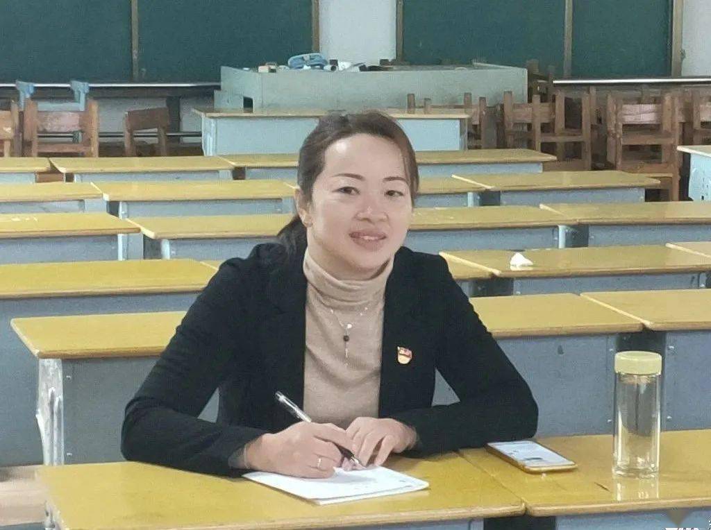 原来湖口这位女校长在学生的眼中是这样的