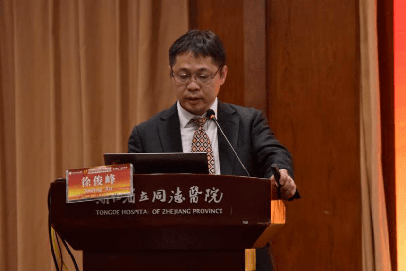 首都医科大学附属北京口腔医院种植中心副主任陈明教授对探索小于4mm