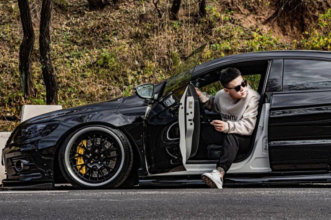 黑武士宽体姿态cc,谁能经得住它的美?