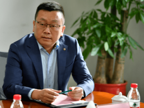 倚靠竹海粮仓引领绿色人居福建南平市袁超洪市长一行莅临圣象集团总部