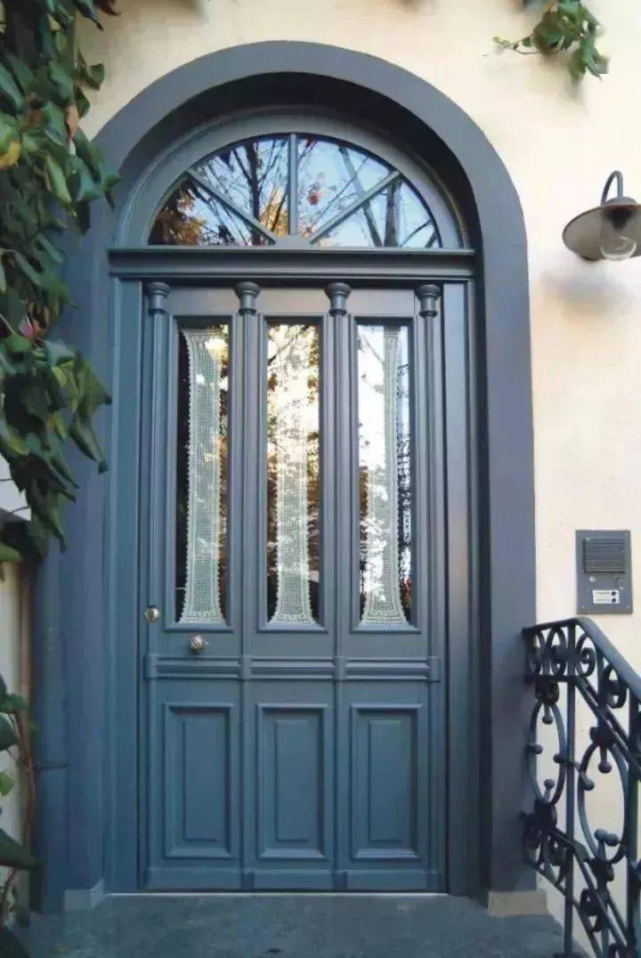 雾霾蓝,带你走进不一样的神秘空间