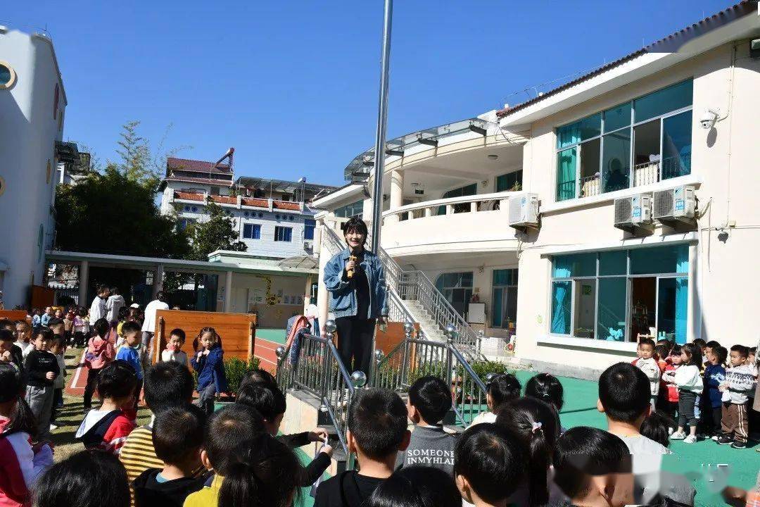 消防安全萌娃同行记云和县实验幼儿园消防演习活动