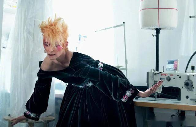 组图古一法师蒂尔达斯文顿另类妆容写真大片