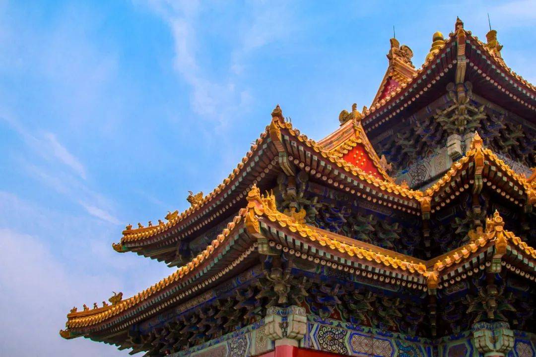 明朝永乐皇帝朱棣一天做梦,梦中宫殿的角楼由九梁十八柱七十二条脊