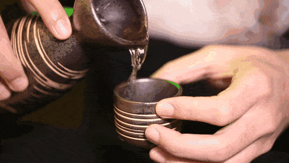 尖庄爱好者 酒,是世界文化的结晶 更是我们一直难以割舍的嗜好品 白酒