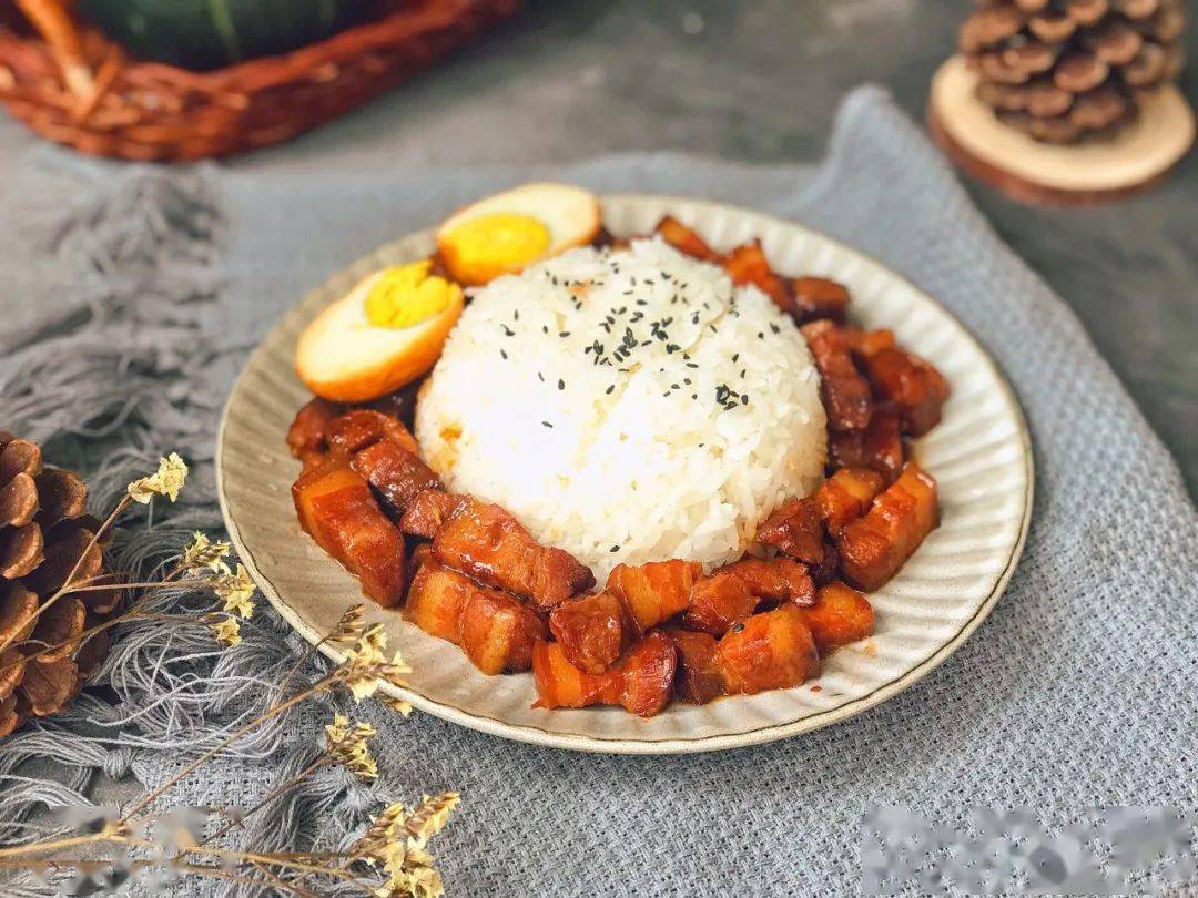 无水无油秘制卤肉饭的做法,无敌好吃,软糯入味口口留香!