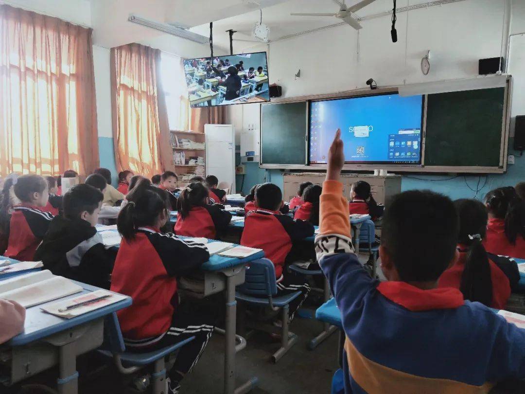 图:龚晓云文:何向华 朱碧慧编辑:龚晓云关注我们