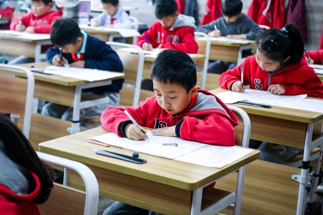 isqsupup外国语小学期中考试今日上映