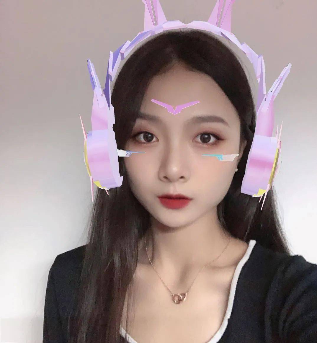 莉娜民三班助王玉,邱自豪会一班助刘智铭会二班助,高涵会三班助梁子怡