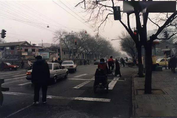 80张最真实的老北京照片,看到第5张我就哭了!_大街