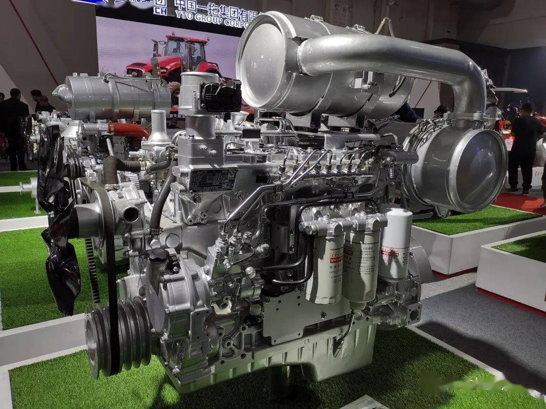 东方红柴油机国四全系列亮相青岛展