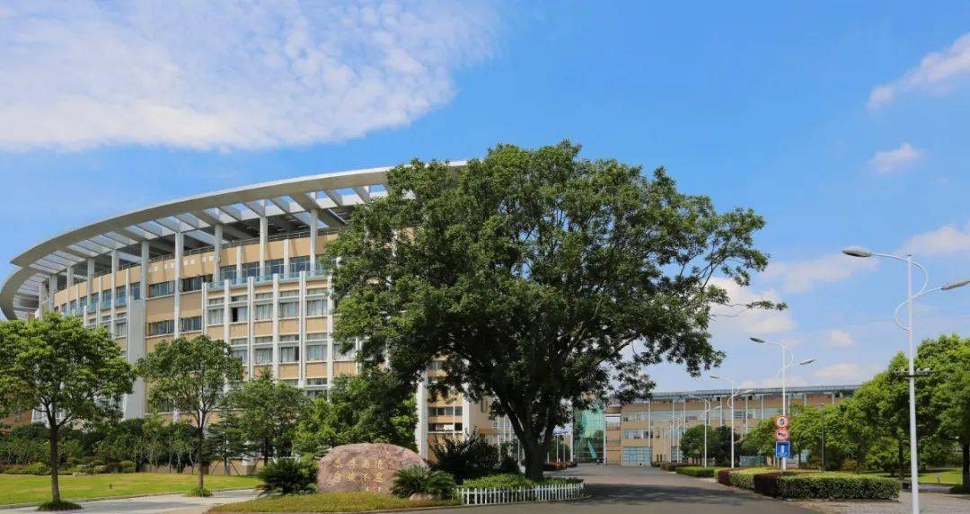 上海市崇明中学2021学年教师应聘意向调研公告